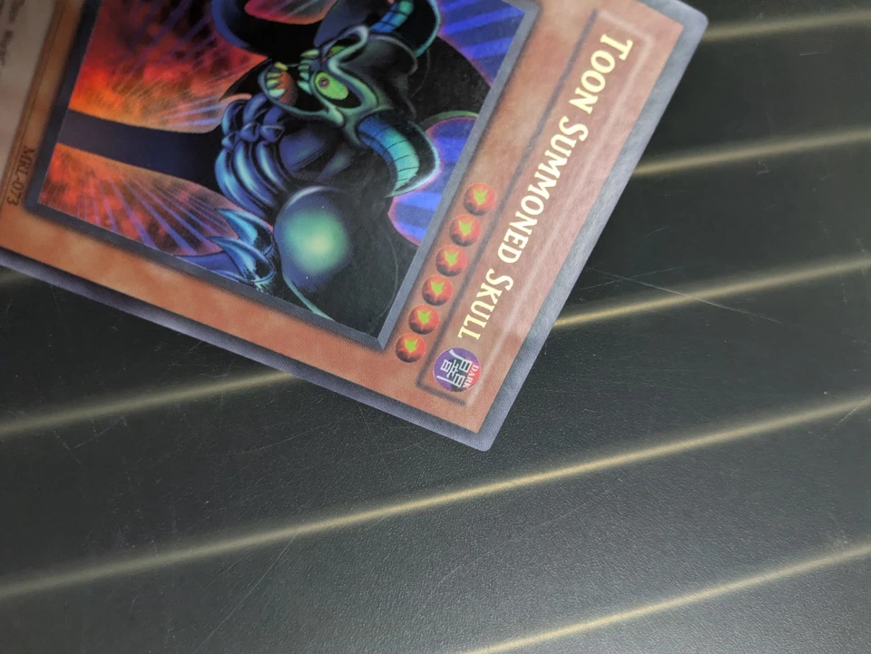 Yugioh Toon Summoned Skull Ultra Rare MRL-EN073 Unlimited Edition - Image 3 of 4