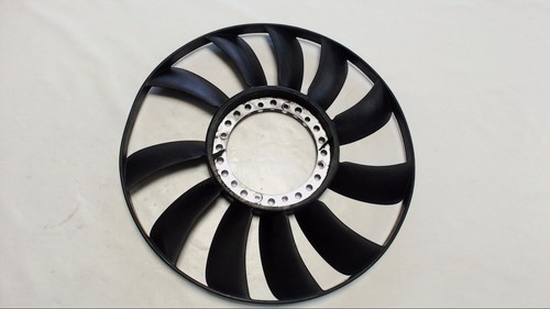 Audi A4 1.8 B5 Lüfterrad/flügel  Fan wheel/blade 058121301B 20380