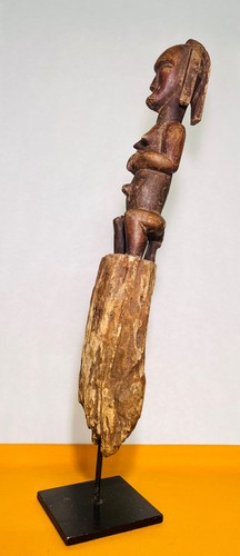 Eyema Byeri. Female Reliquary Guardian. Fang Peoples. Gabon. Central Africa. - Picture 4 of 13