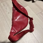 Sac bandoulière Supreme Lacoste rouge édition limitée homme modèle rare collaboration VHTF P