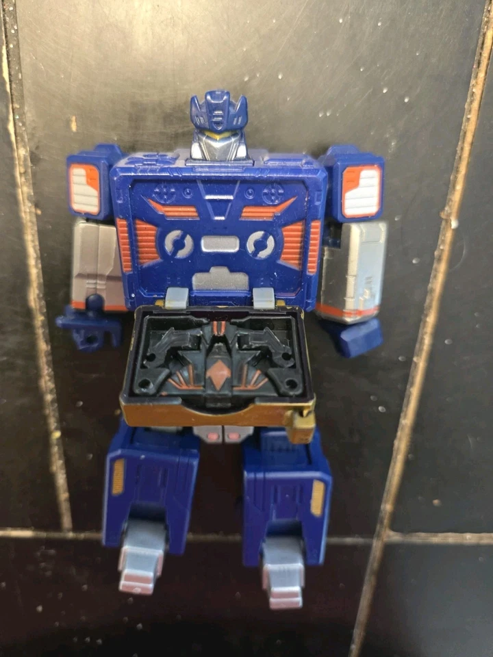 Transformers Titanium Series Soundwave Laserbeak Complete Diecast Hasbro - Image 4 of 4