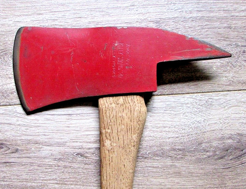 VTG True Temper Kelly Works Standard USA Fireman 6lb Axe On Dixie 35 Inch Handle