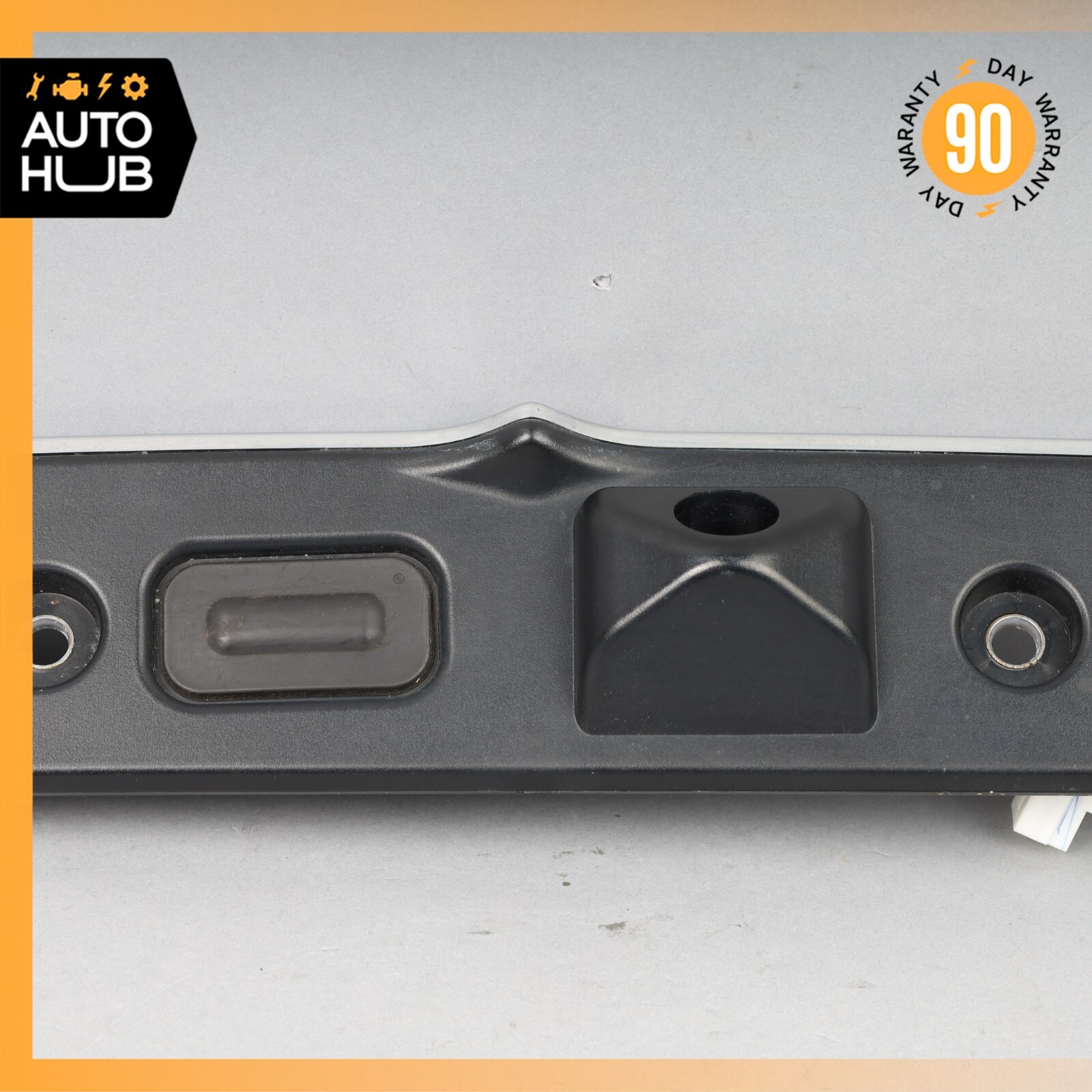 14-22 Maserati Quattroporte SQ4 Rear Trunk Lid Moulding Plate w/Lights OEM 50k