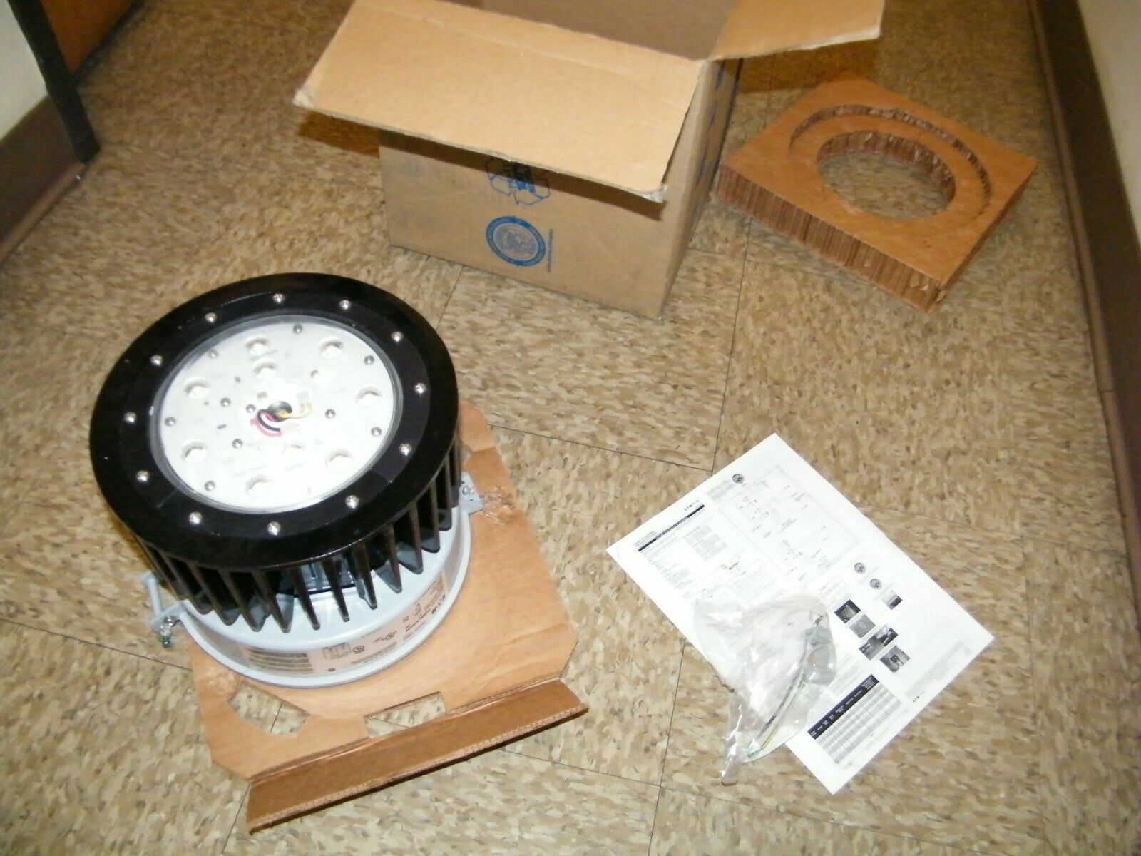 CrouseHinds Champ® Pro PVM9L/UNV34 Optic Standard High Bay LED Lamp