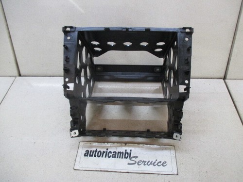 6R0858005 Verkleidung Intern Anschluss Instrumententafel Radio VOLKSWAGEN Polo
