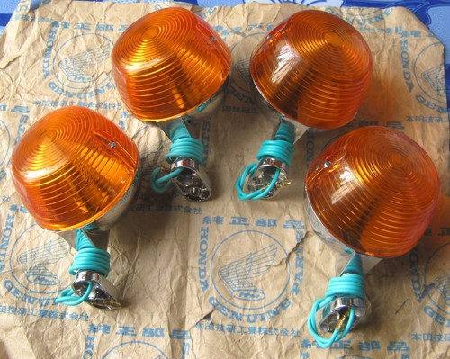 HONDA CB100 CB125 S S110 S90 CL90 TURN SIGNAL WINKER SET METAL BODY - FREE SHIP. - Picture 6 of 7