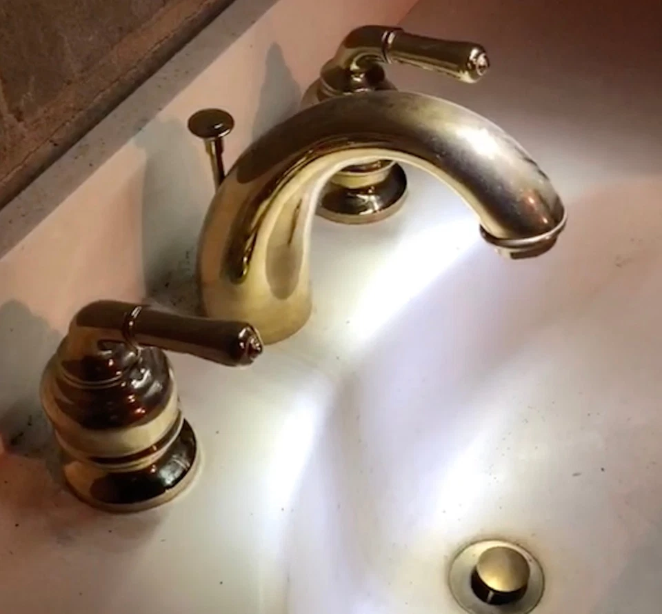 ENCIMERA TOCADOR DE BAÑO Foto 4 de 4