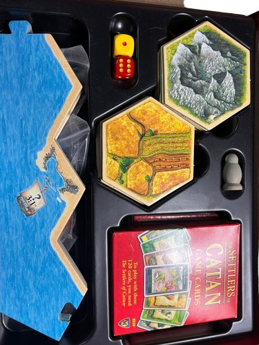 The Settlers of Catan 3061 Complete & 5-6 Player Expansion 3062 - VGC - USA - Picture 5 of 14
