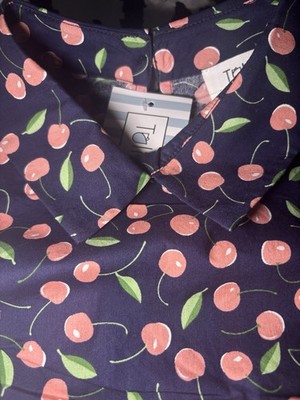 Tulip B Small  Short Sleeve  maraschino-cherry Print  Novelty Vintage Inspire