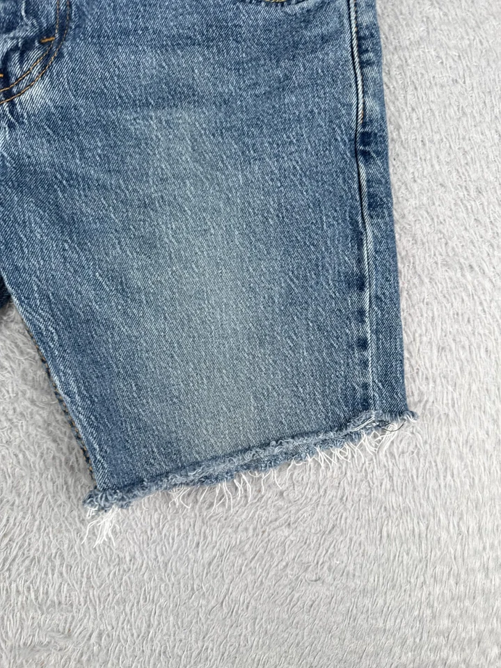 Pantalones Cortos Levis Mujer 30 Azul Denim Jean Corte 502 Mezcla Algodón Cremallera Mosca Playa 29x8 Foto 2 de 4