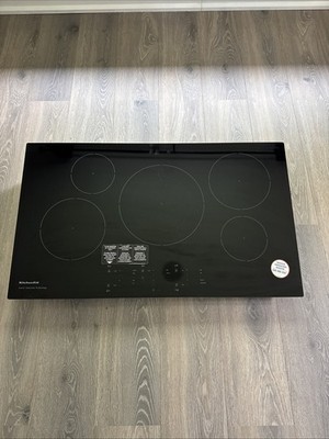 KitchenAid 36'' Induction 5 Element Cooktop - KCIG556JBL New Open Box Rare