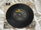 The Beatles - Twist & Shout - UK EP - Solid Centre - Lovely Condition
