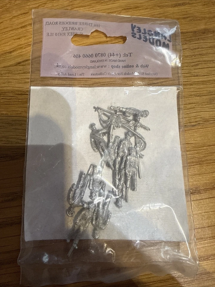 Langley Models People Figures Cubs Leaders Scouts OO Gauge Unpainted Metal - Image 4 of 4