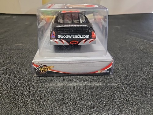 Winners Circle #29 Kevin Harvick Chevy 1:24 Scale Die-Cast New/Old Stock 2004 - Picture 5 of 6