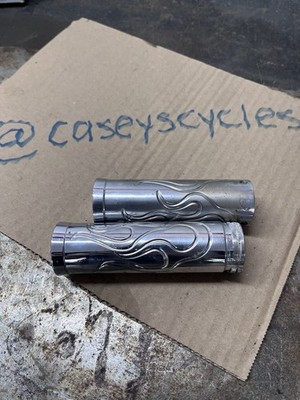 Arlen Ness Harley Davidson 1  Handlebar Grips Billet Flames