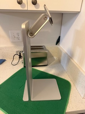 Apple MWUG2VC/A Pro Stand for Pro Display XDR Displays