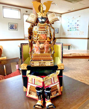 Bambola antica giapponese Yoroi Samurai Armor Kabuto Helmet Iron