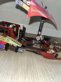 LEGO NINJAGO: Final Flight of Destiny's Bounty (70738) incomplete