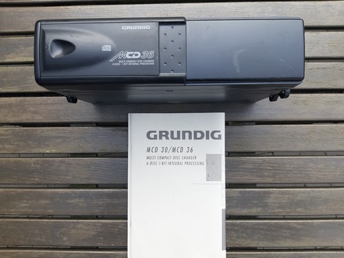 2x Autoradio Grundig Easy Control 4000 RDS und CD Wechsler MCD 36 getestet - Bild 9 von 12