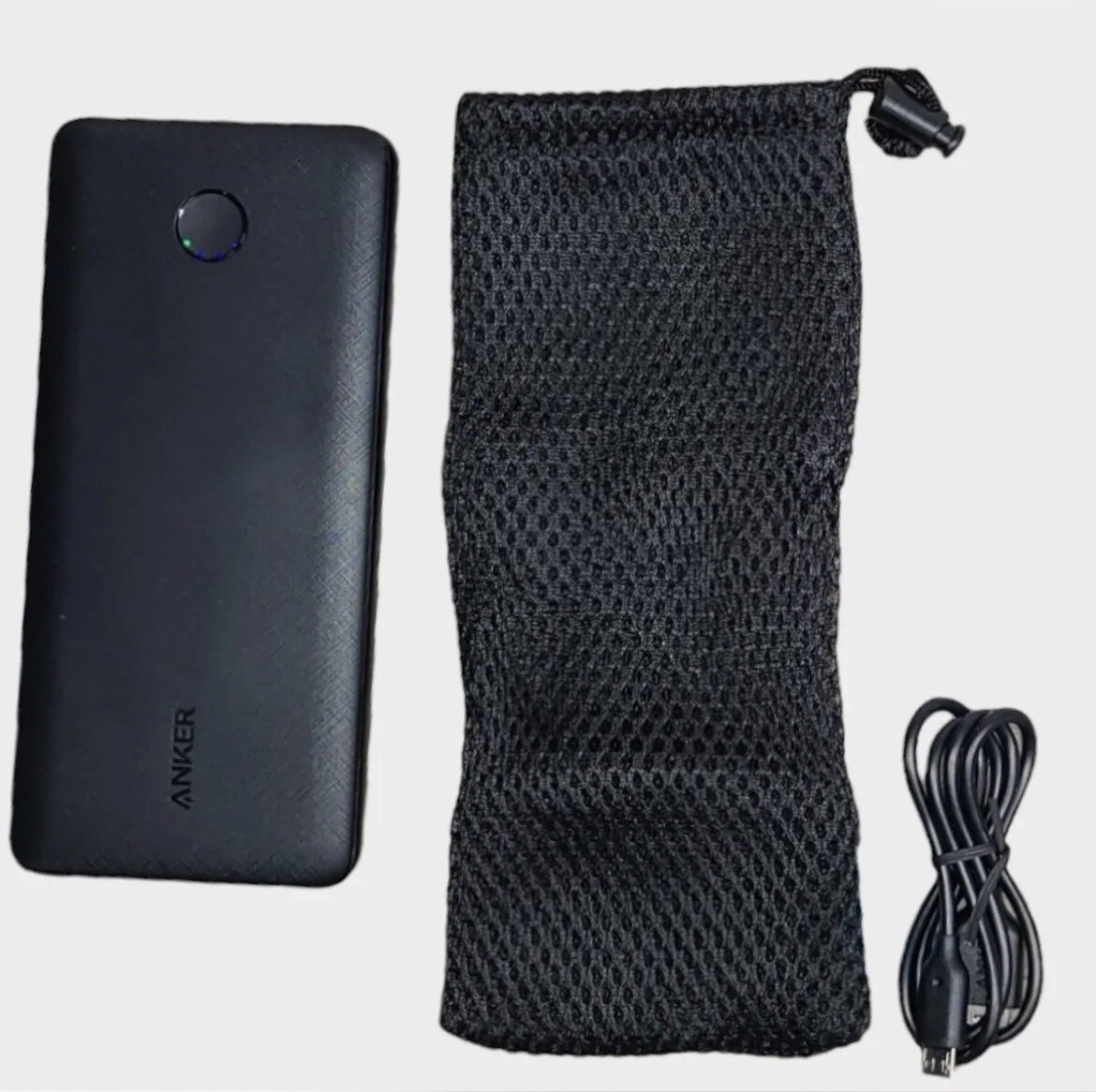 Anker PowerCore Solar 10000 New ③ Anker PowerCore Solar 10000 Solar Power Bank (A1640011) for