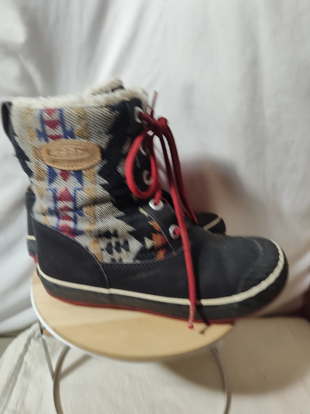 KEEN donna tg. 7 Stivali Elsa impermeabili anatra stampa azteca con fodera sherpa