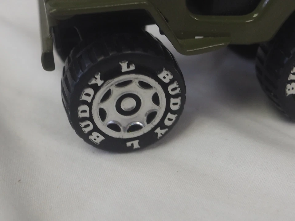 老式Buddy-L 1/30比例陆军吉普压钢玩具1980年代 — 第 4/4 张图片