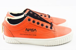 mens vans nasa