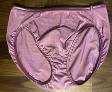New Vanity Fair Women's Illumination Hi-Cut Panty Size 7/L Premium Plum