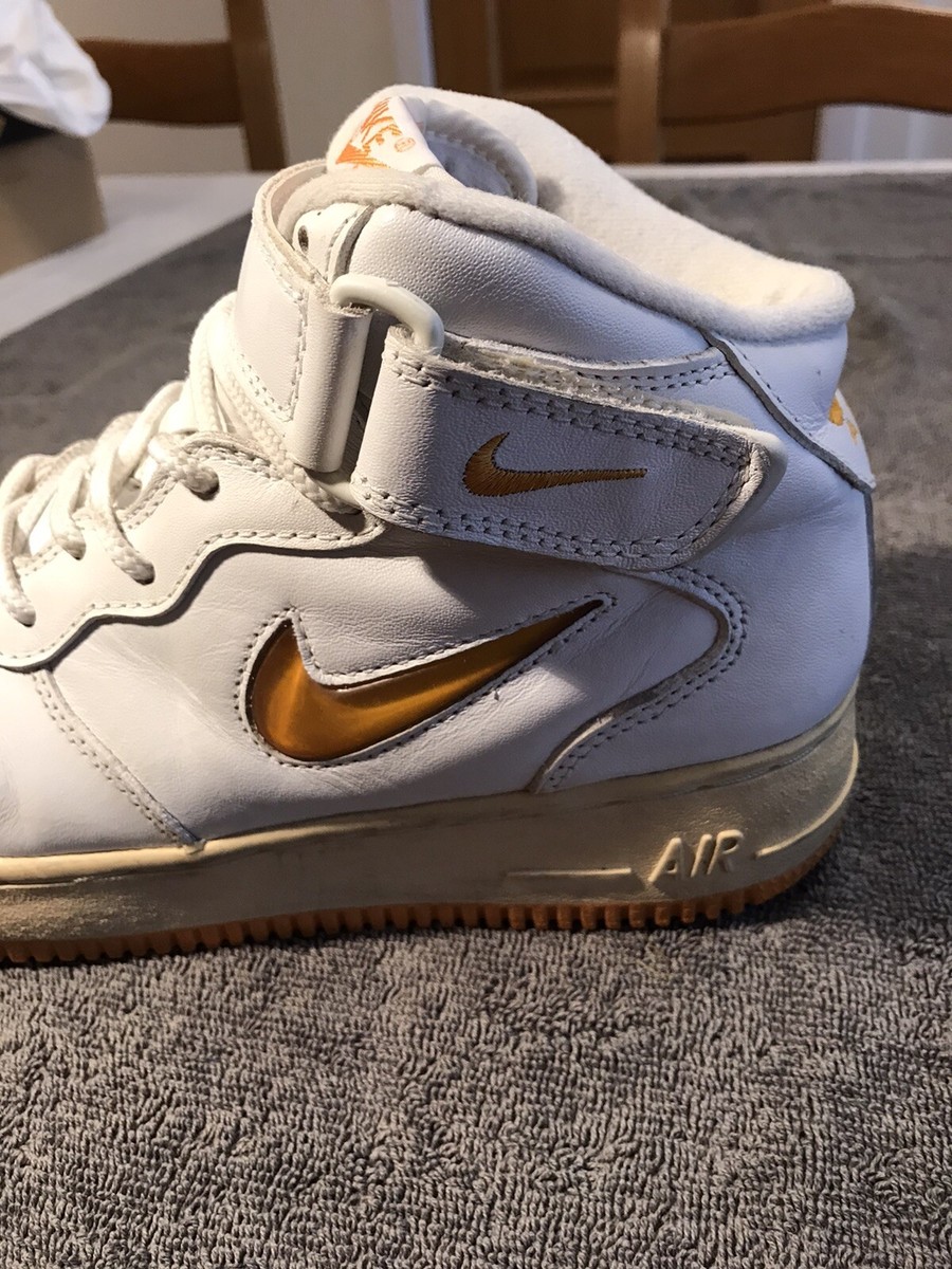 Nike 1998 Vintage 630125 185 Air Force 1 Mid UK 8 (no box Nike 1998 Vintage 630125 185 Air Force 1 Mid UK 8 (no box