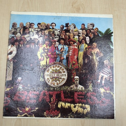 Sgt Pepper's Lonely Hearts Club Band by Beatles Vinyl Record Open 2653