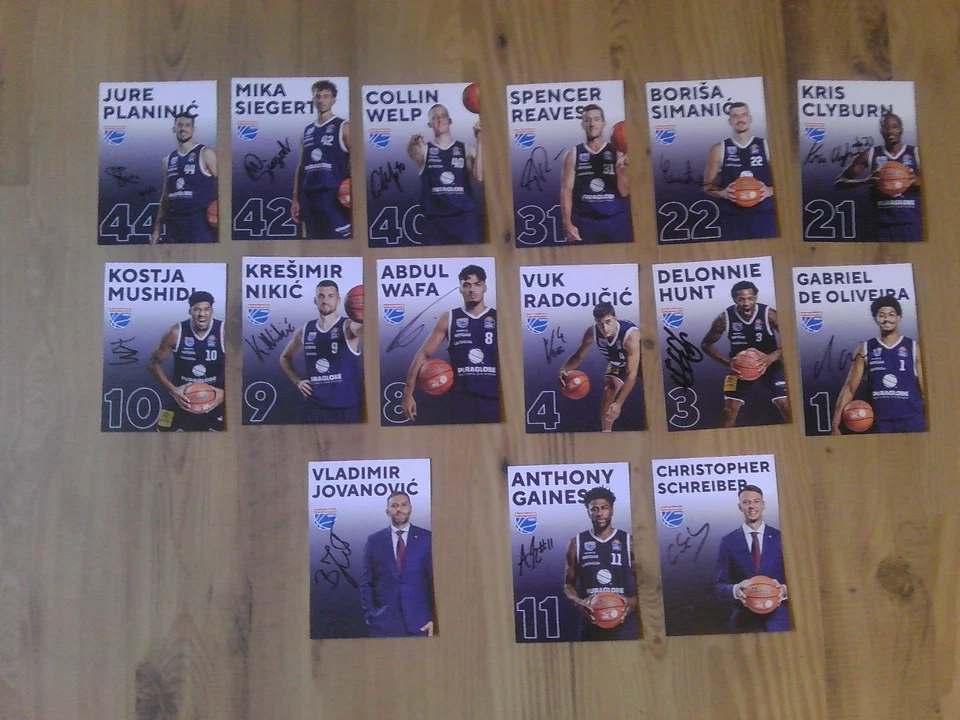 SYNTAINICS  Weißenfels Basketball Autogrammkartensatz  2026/27  26/27  NEU !! - Bild 1 von 1