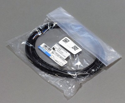 1PC   XS3F-M8PVC4S2M Connector XS3FM8PVC4S2M New In Box Expedited Shipping #ac