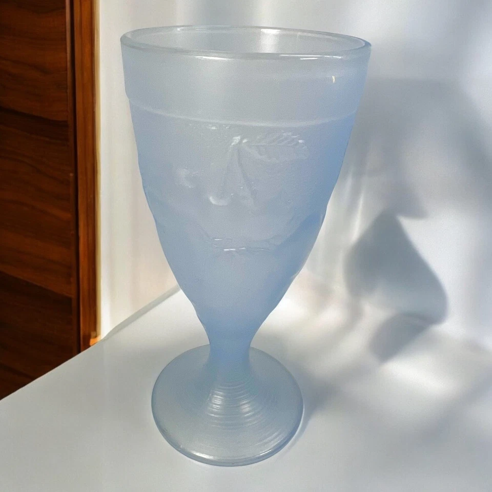 Juego de colección esmerilado Luminarc Sundae (4) tazas del desierto vasos azul fruta en relieve Foto 2 de 4