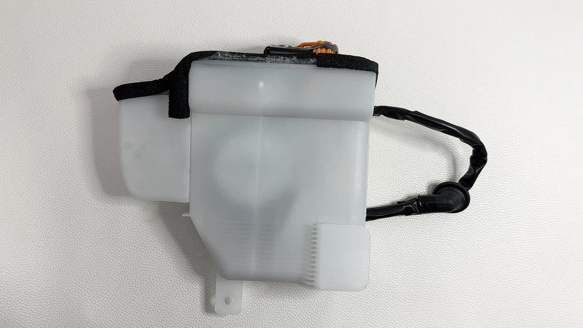 For Toyota 4 Runner 03-09 Rear Hatch Lock Latch Assembly w/ Motor