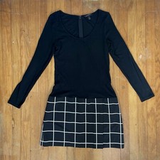 BANANA REPUBLIC Dress Soft Knit Black Bodice Check Skirt Size 4 Long Sleeves