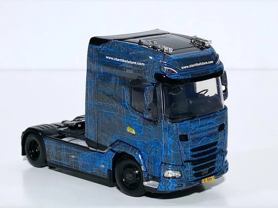 DAF XG+ 4x2, WSI truck models 04-2129 - Photo 3/4