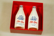 vintage Old Spice Gift Set: 2 3/8 oz Talc  Cologne, unused near mint
