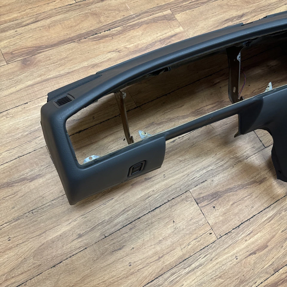 Salpicadero gris Volkswagen Corrado OEM Foto 4 de 4