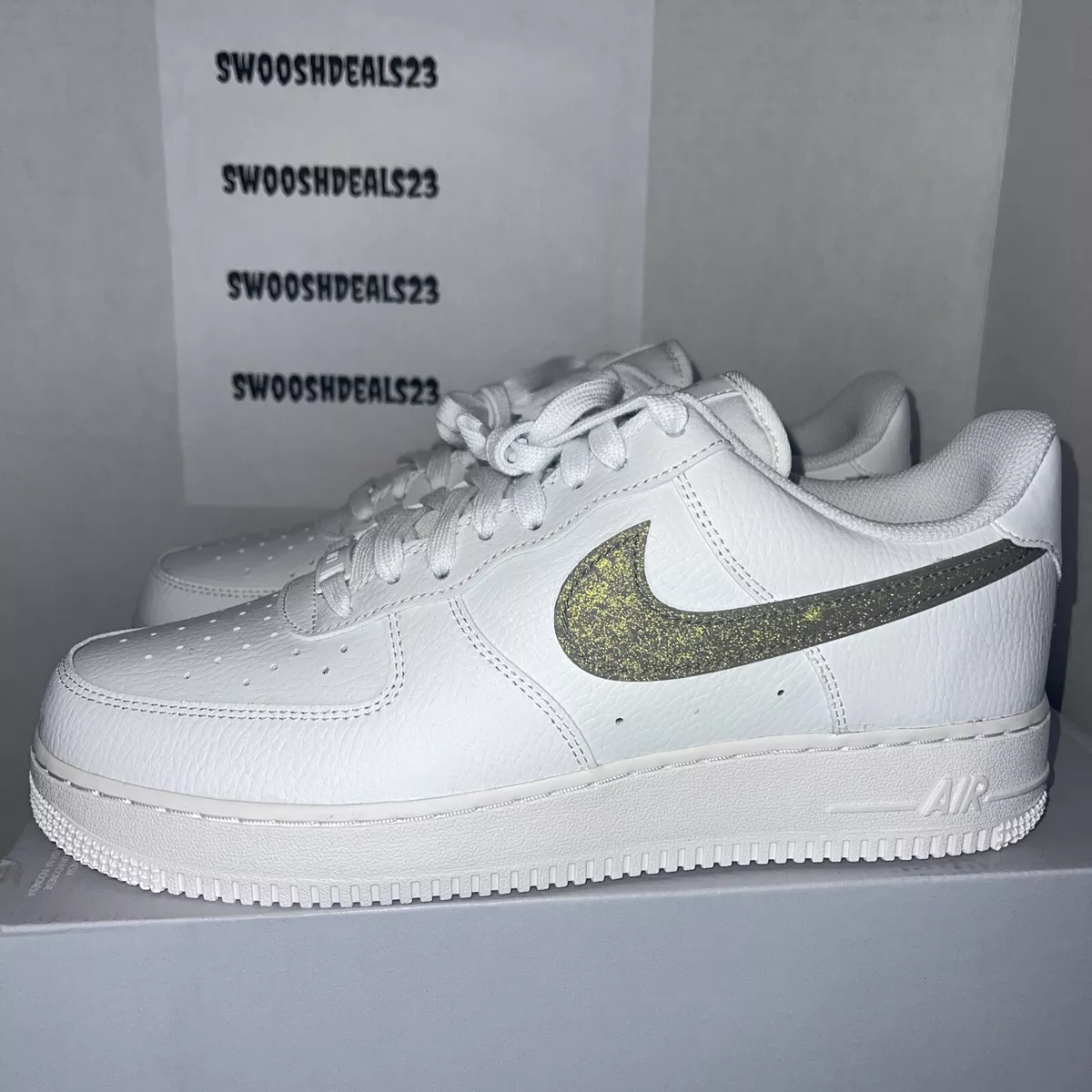 Nike Women's Air Force 1 07 Essential Sneakers