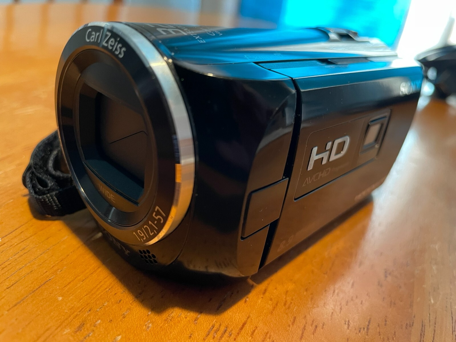 Sony Handycam HDRPJ230 Full HD Digital Camcorder with Built In
