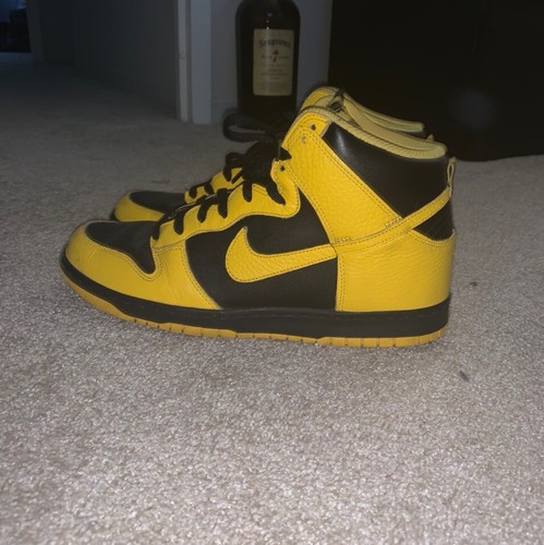 nike dunk high maize black