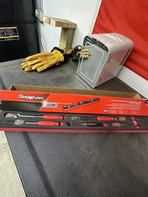 #ad Snap On 206RT01FR 6pc 3 8quot; Drive Soft Grip Ratchet Set In Foam Tray $650.00