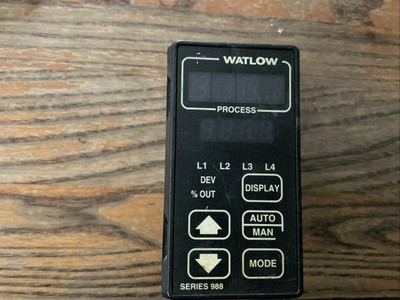 Watlow Controls Series 988A-10CD-AARG