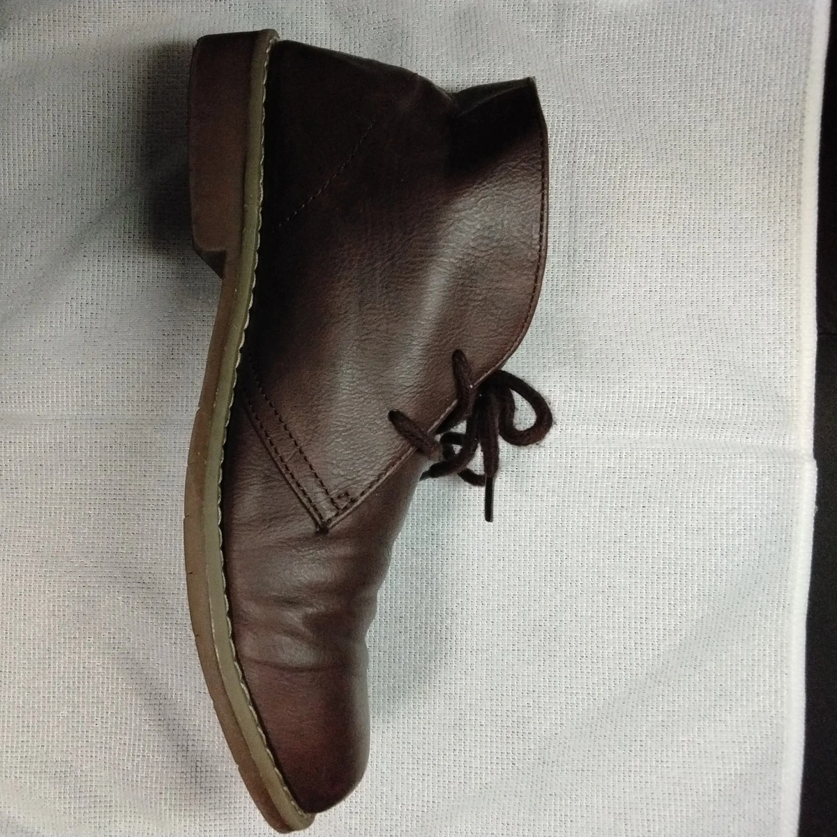 The children’s place Kids Brown Casual Lace-Up Chukka Boots Amazon.com: The Children main image 2