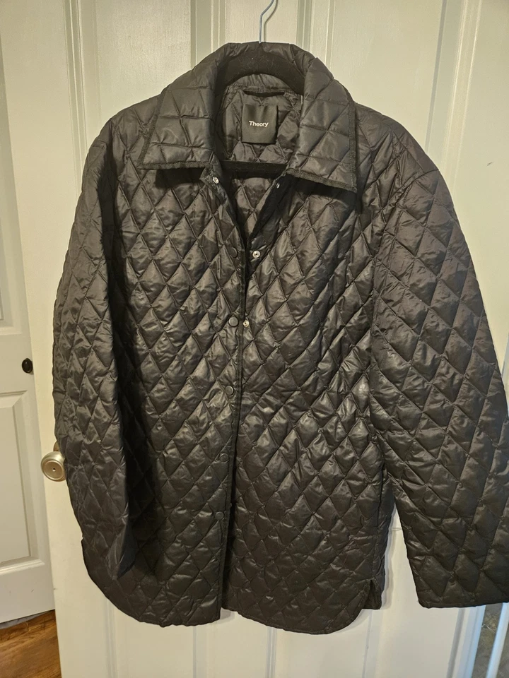 Theory Womens Quilted Large Packable Puffer Jacket In Black - Image 3 of 4