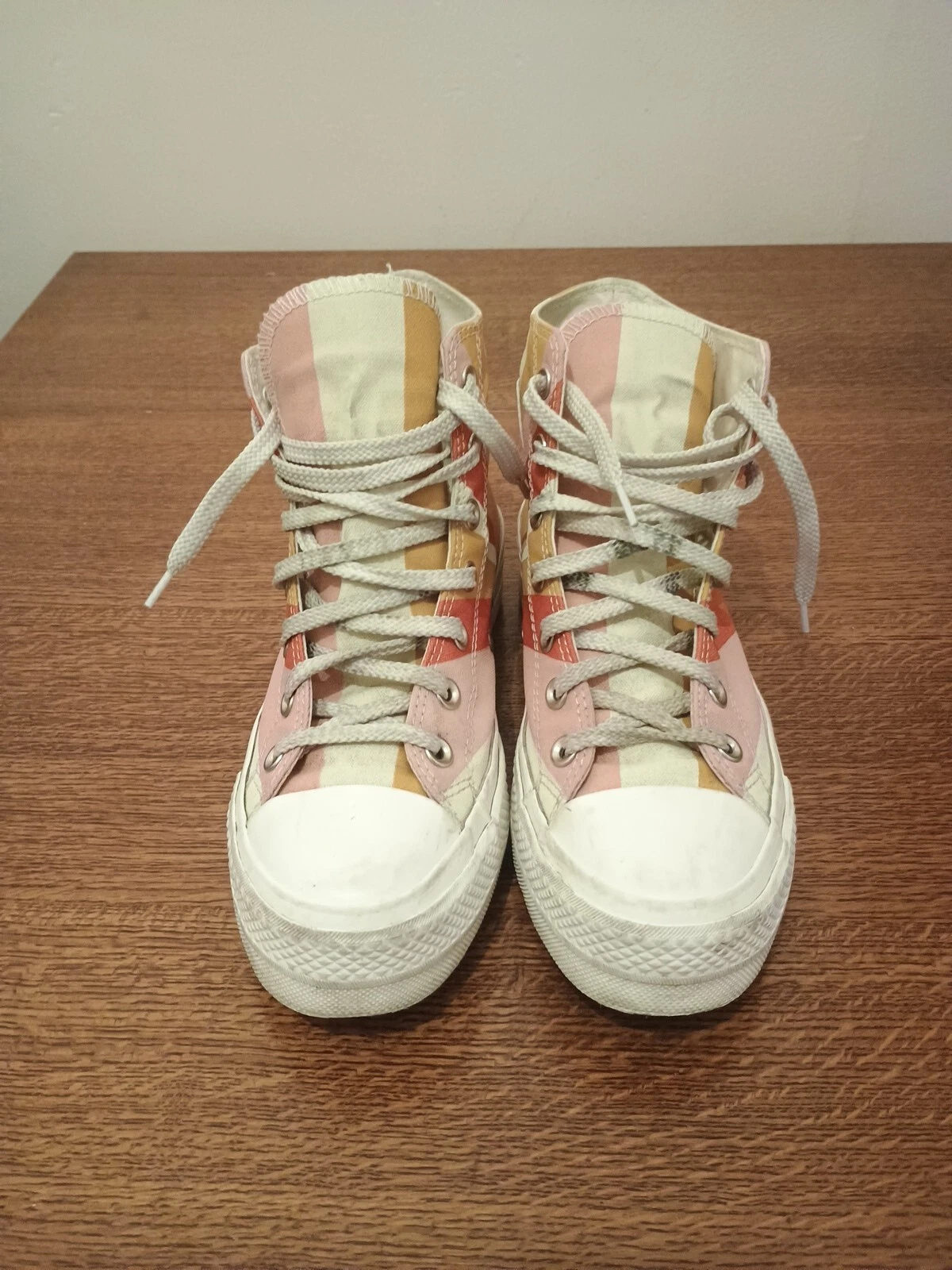 Scarpe da ginnastica donna Converse UK 6 modello platform sole