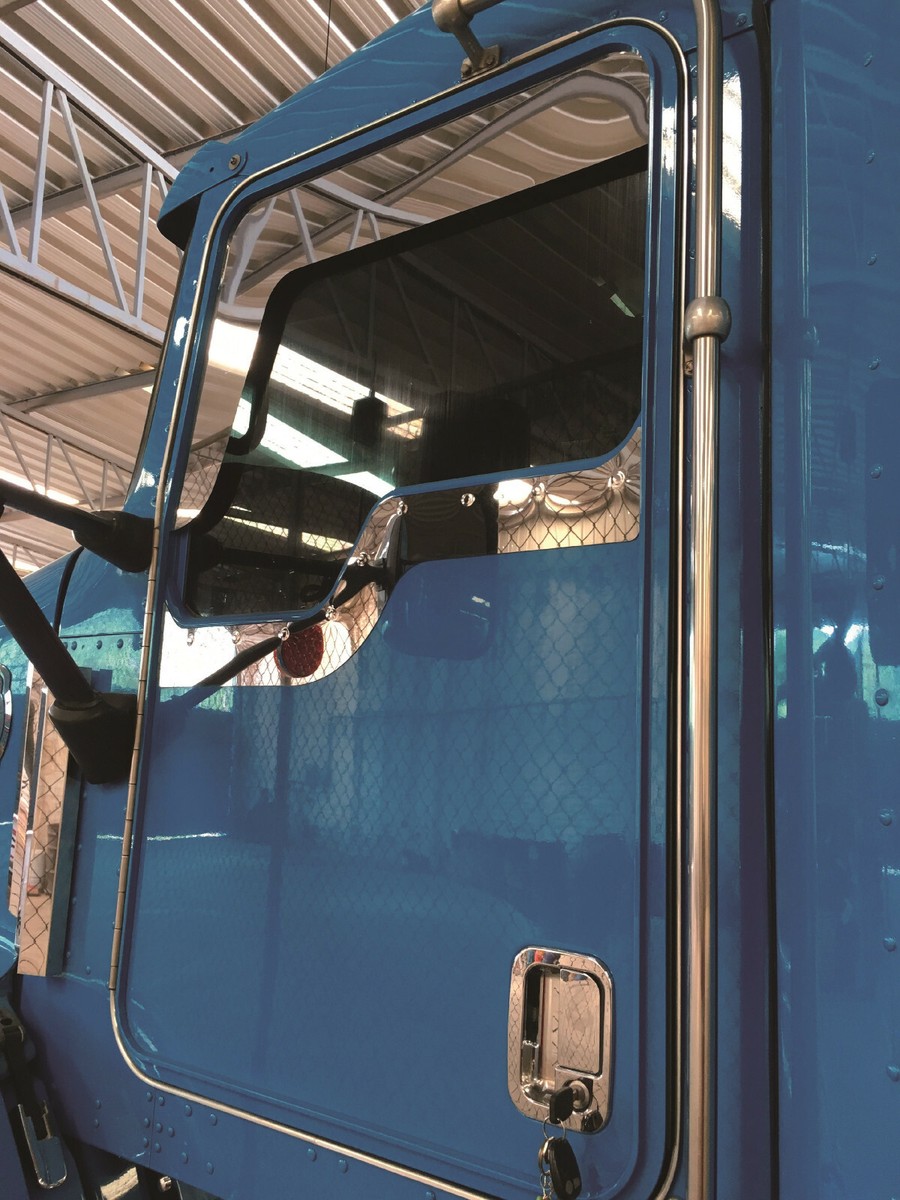 ダメラマン様T92 Kenworth T900 Legend Prime Mover Truck - Blanch - Drake 1:50 Scale