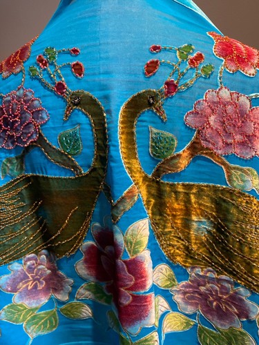 Amazing 'Malvin" Blue Velvet Beaded Peacock Scarf 21" X 70" + 2" Fringe - Picture 11 of 13