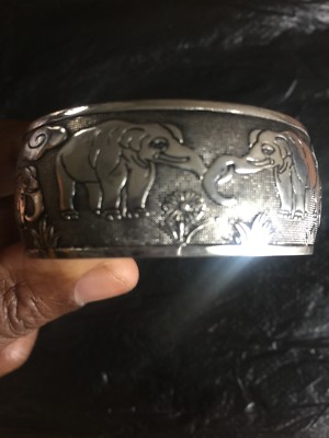 Tibeten Tibet Silberfarben Manschette Elefant geschnitzt Armband Armreif