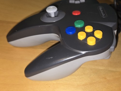 N64 Nintendo OEM 64 Controller Nero e Grigio Nintendo 64 Giappone Ottimo 4E - Foto 5 di 10